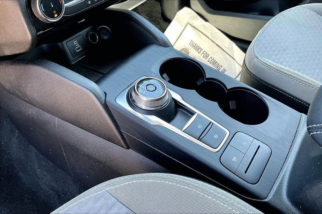 Used 2022 Gray Ford SE image 12