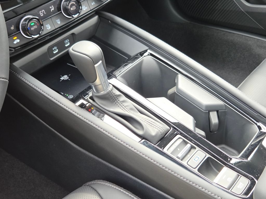 New 2026 Platinum White Pearl Honda Touring image 38