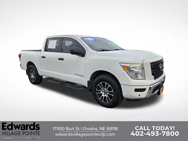 2024 Nissan Titan SV
