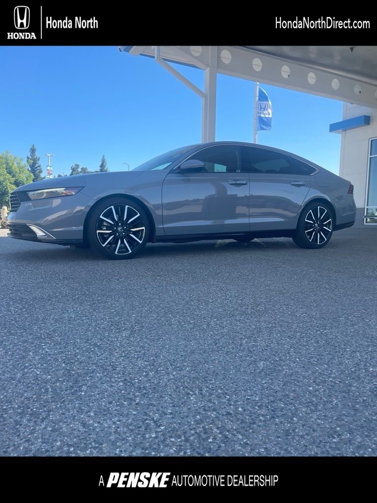 2024 Honda Accord Hybrid Touring's photo