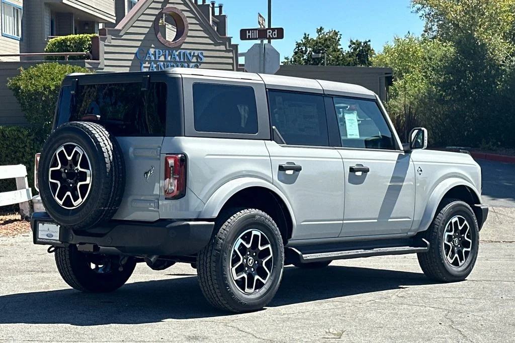 New 2026 Avalanche Ford Outer Banks® image 4