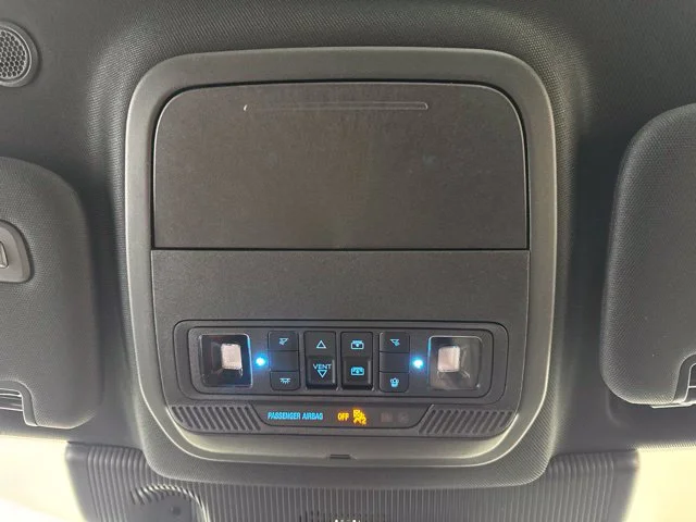 New 2027 Carbonized Gray Metallic Ford Platinum image 13