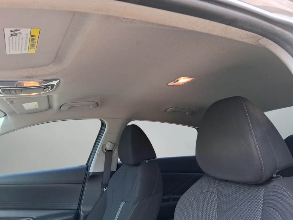 Used 2024 Silver Hyundai SE image 19