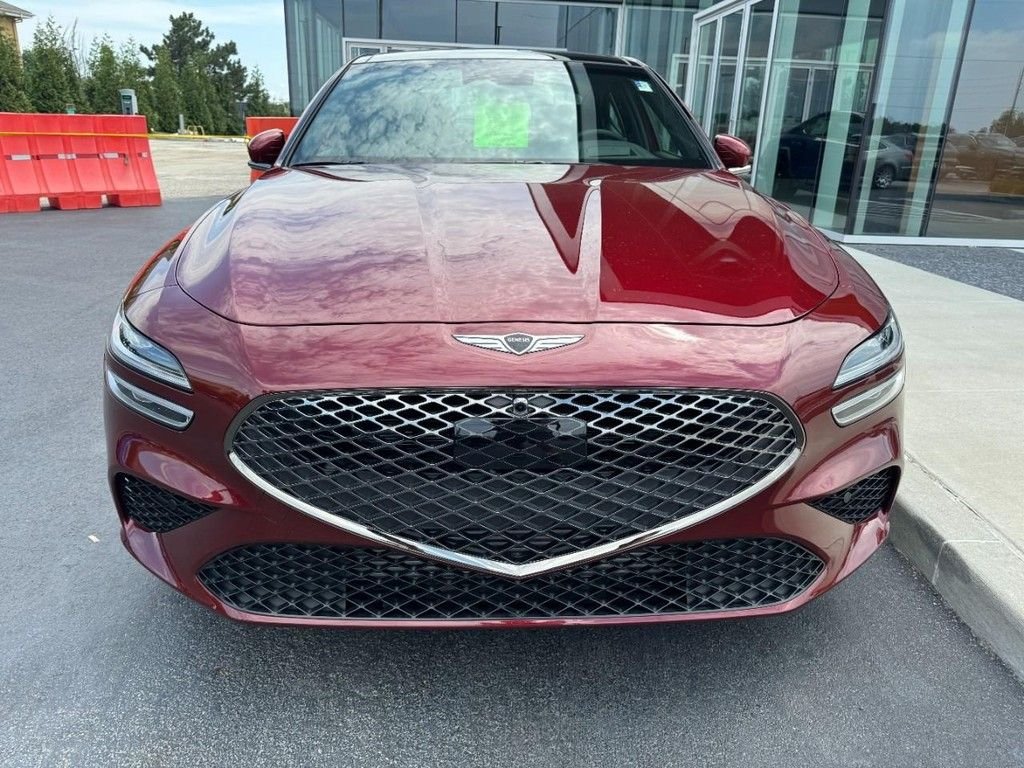 New 2026 Cavendish Red Genesis 3.3T SPORT PRESTIGE image 8