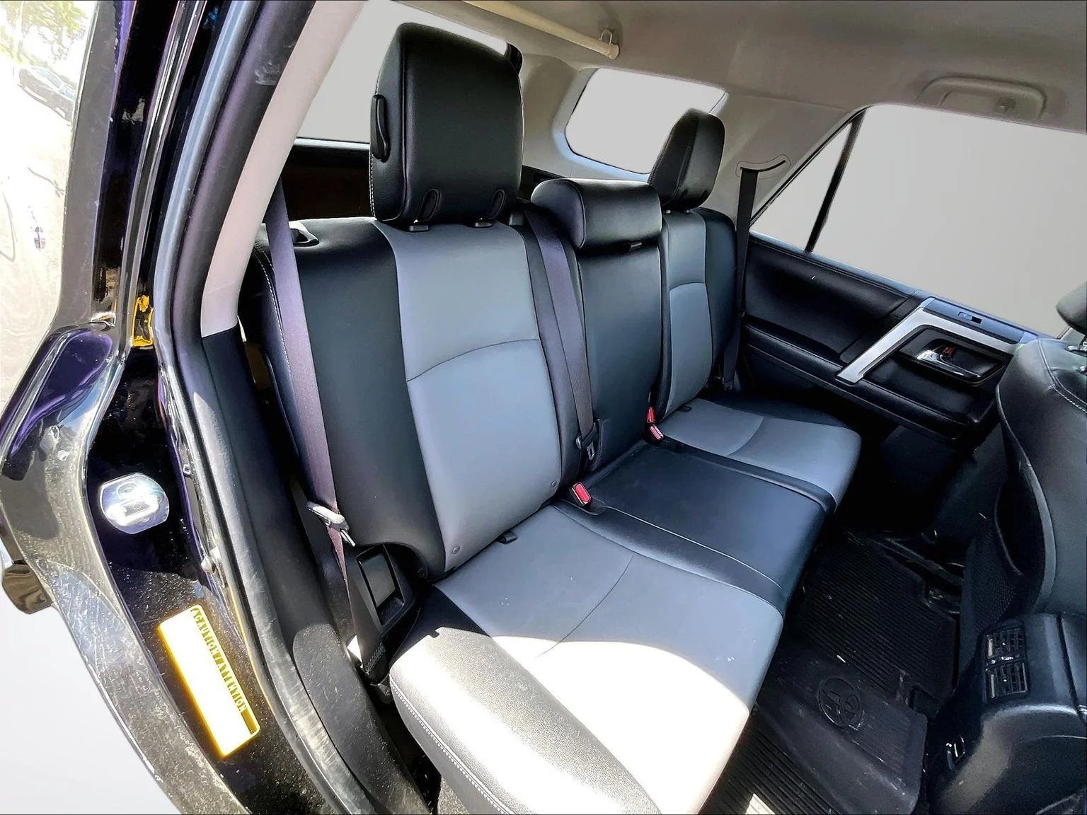 Used 2017 Black Toyota SR5 Premium image 26
