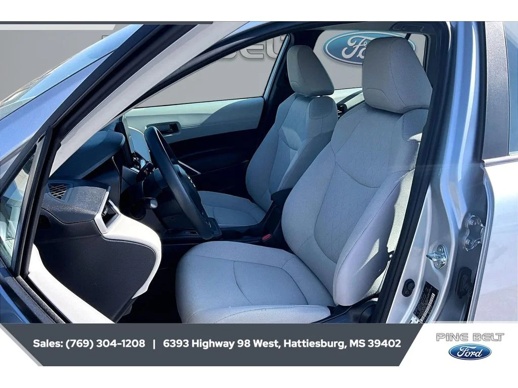 Used 2026 Sonic Silver Toyota L image 19