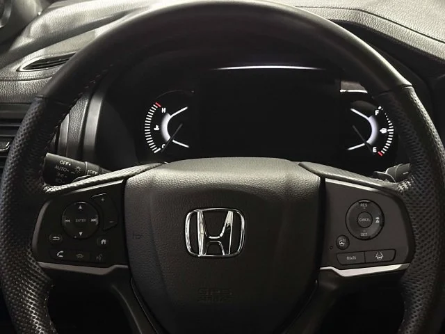 Certified Used 2025 Crystal Black Pearl Honda AWD TRAILSPORT image 21