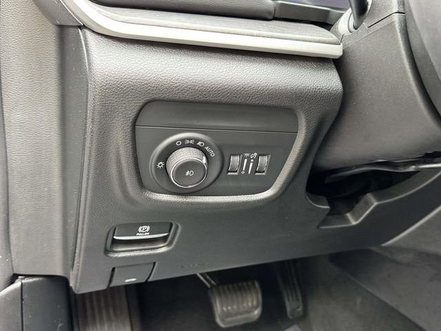 Used 2023 Gray Jeep Limited image 28