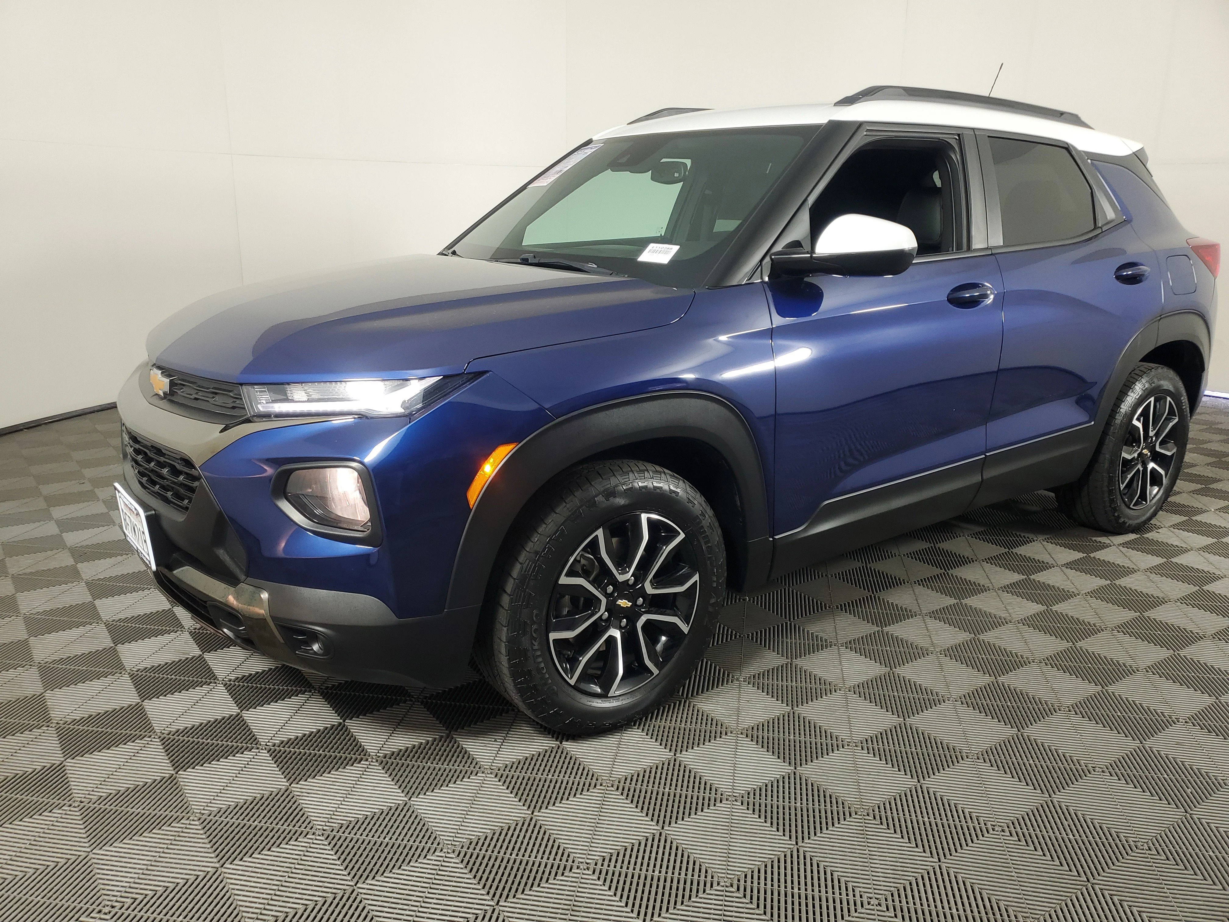 Used 2023 Blue Glow Metallic Chevrolet ACTIV image 8