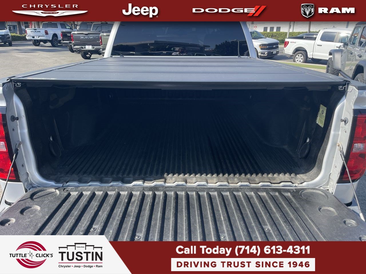 Used 2015 Silver Ice Metallic Chevrolet LT image 33