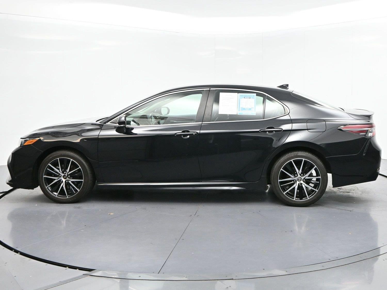 Used 2023 Midnight Black Metallic Toyota SE image 4