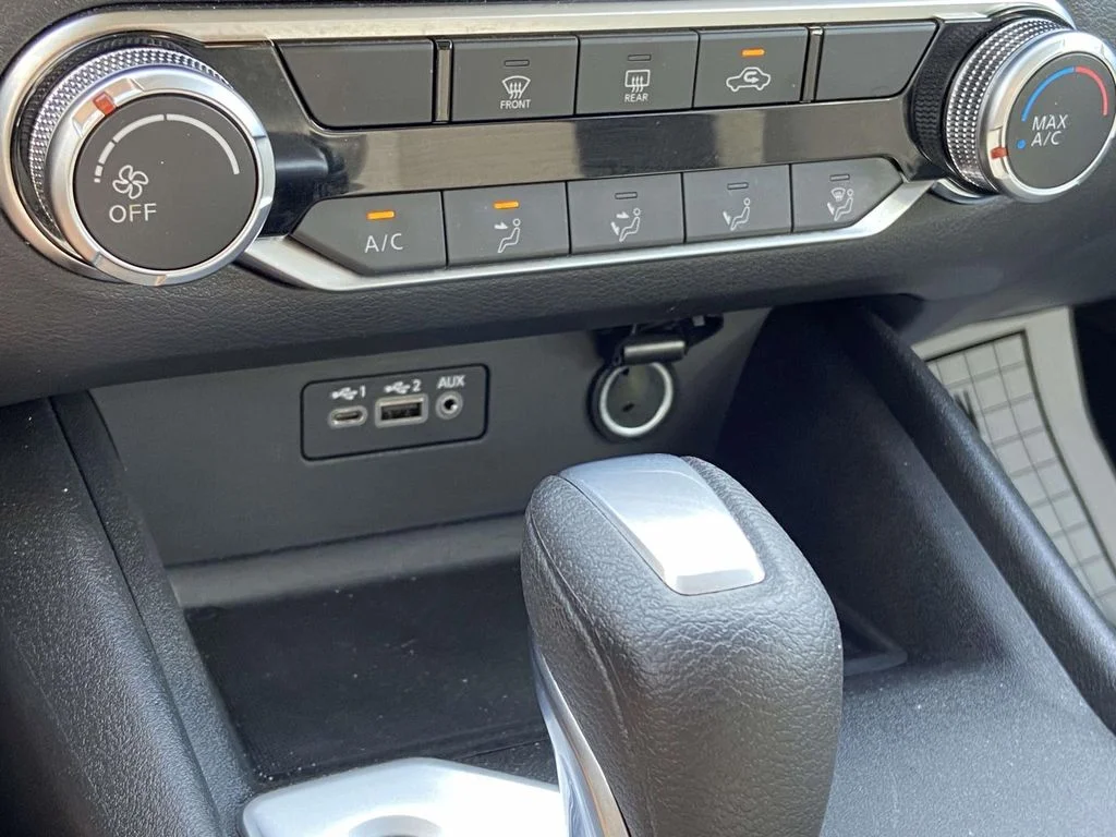 Certified Used 2025 Gun Metallic Nissan SV image 24