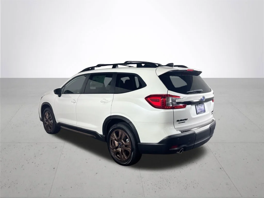 New 2026 CRYSTAL WHITE PEARL Subaru Limited Bronze Edition 7-Passenger image 8