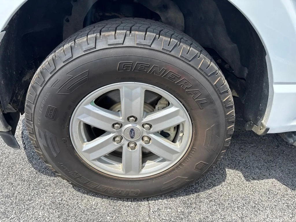 Used 2021 Oxford White Ford XLT image 48