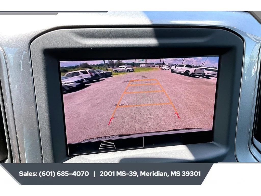 Used 2024 Summit White Chevrolet Work Truck image 15