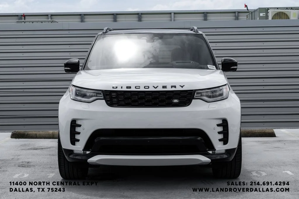 New 2026 Fuji White Land Rover Dynamic SE image 5