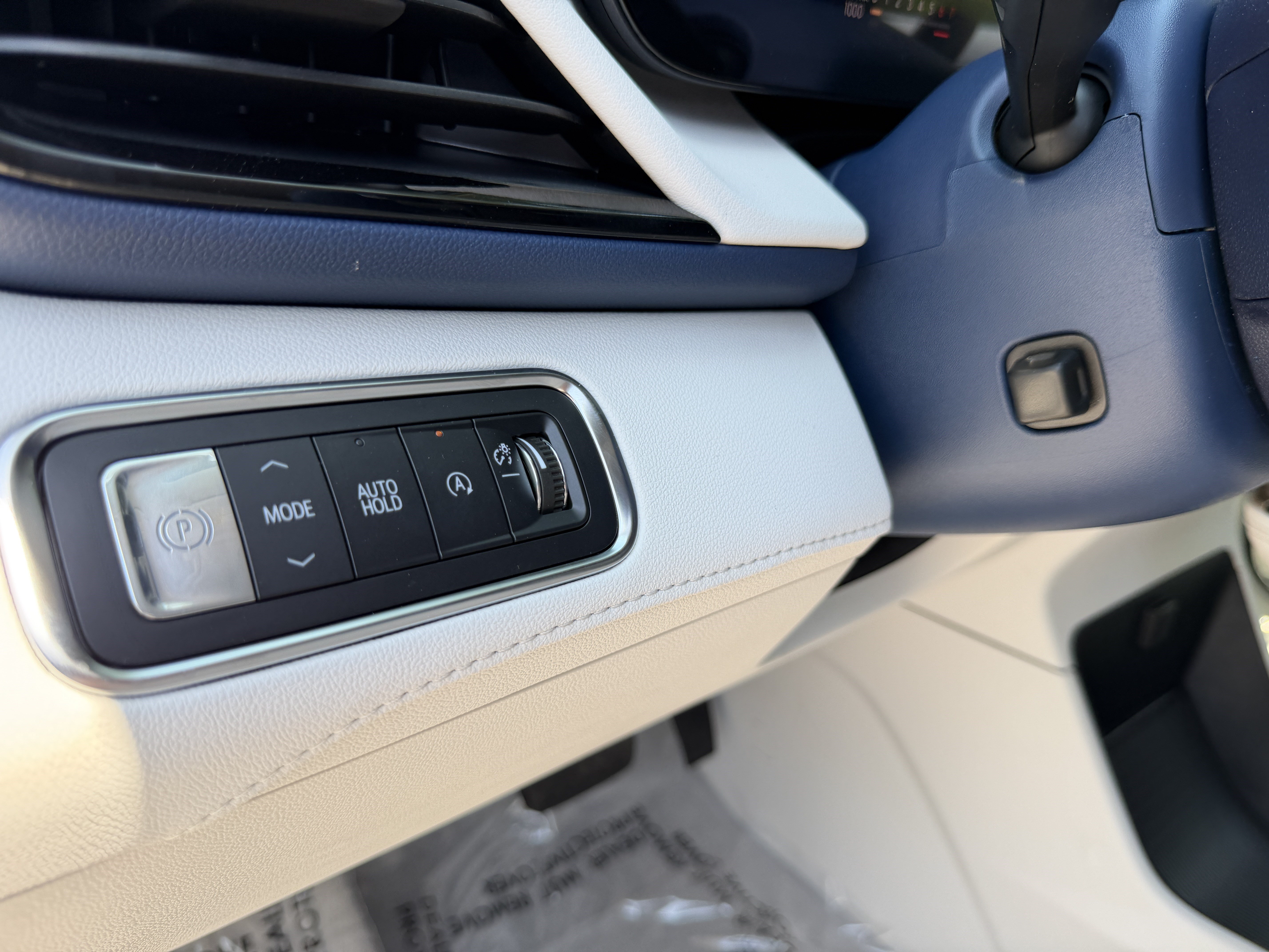 2026 Buick Enclave Avenir - Photo 12