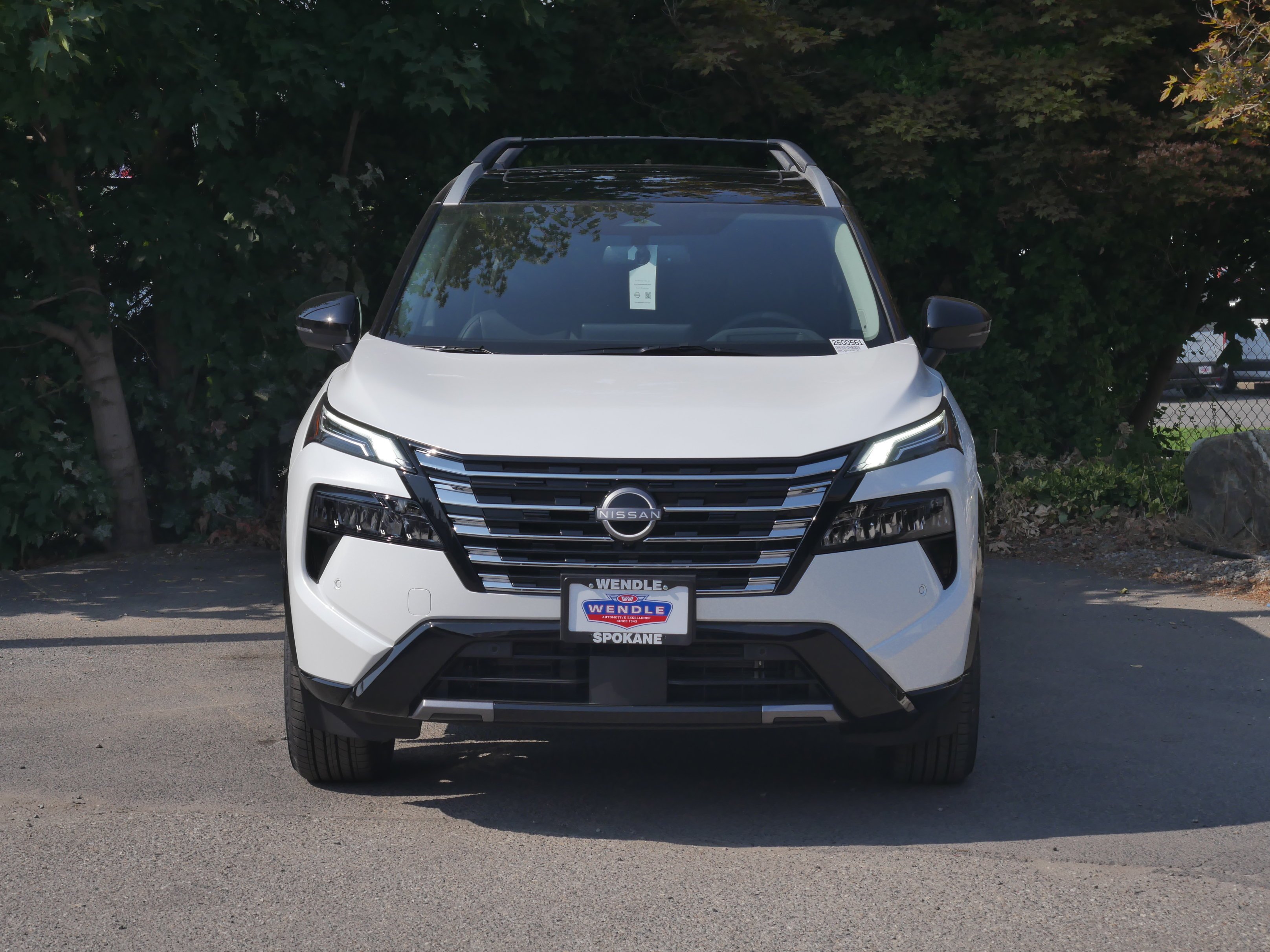 New 2026 Everest White Pearl TriCoat / Super Black Two-tone Nissan Platinum image 31