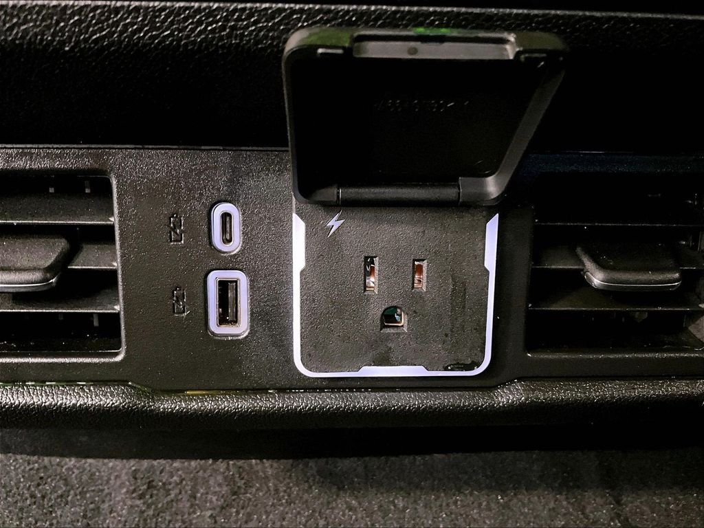 Used 2022 Gray Chevrolet LT image 26
