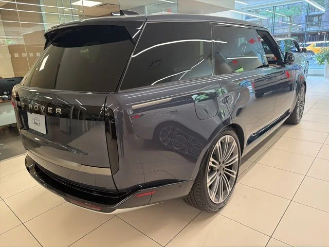 New 2026 Varesine Blue Land Rover SE image 4