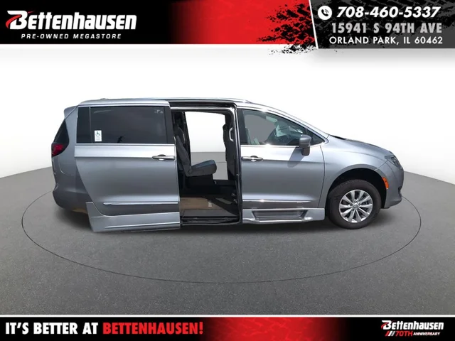 2018 Chrysler Pacifica Touring L Plus