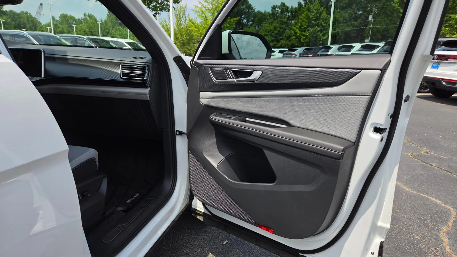 2026 Volkswagen Atlas Cross Sport SEL - Photo 46