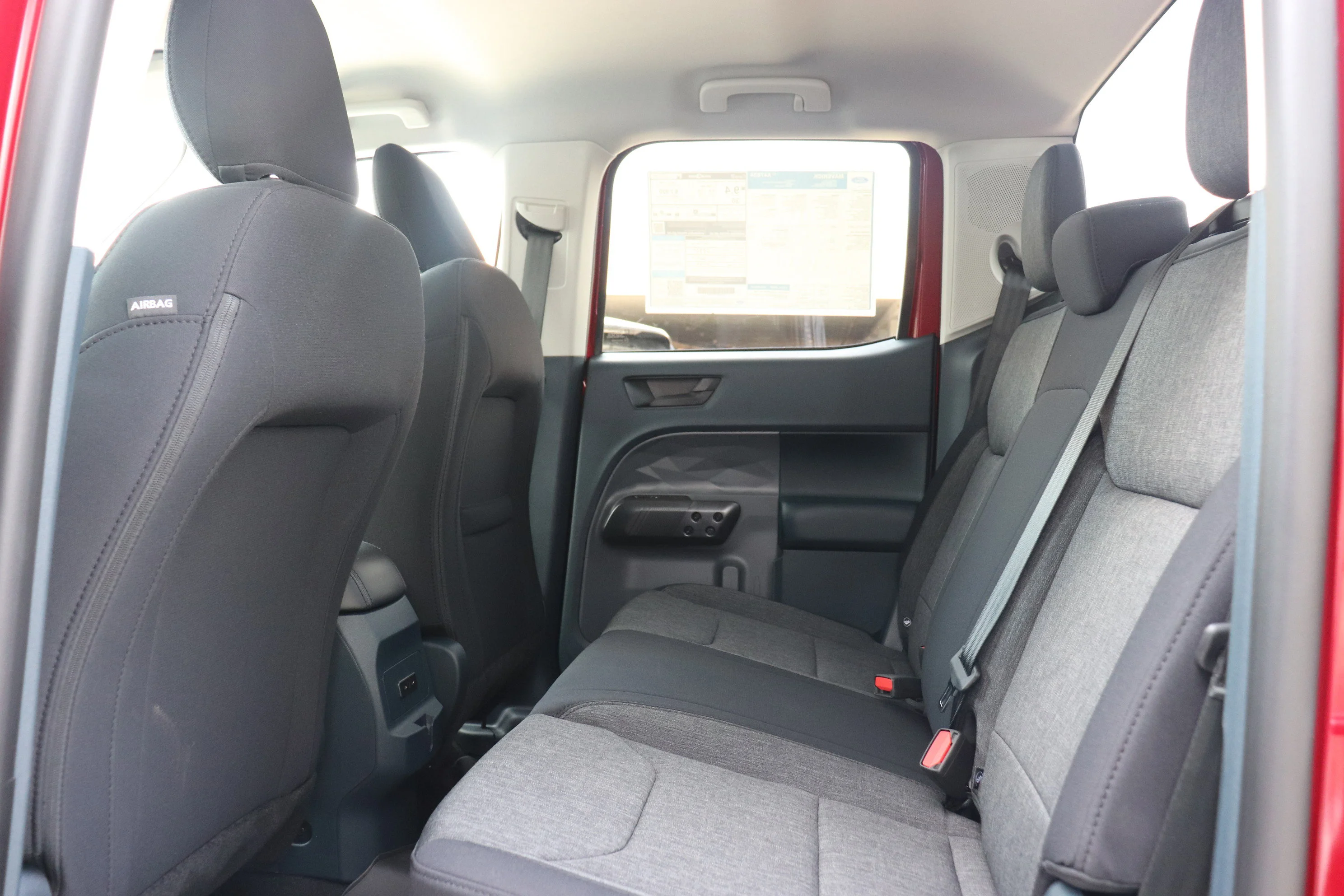 New 2026 RUBY RED METALLIC TINTED CC Ford XLT image 7