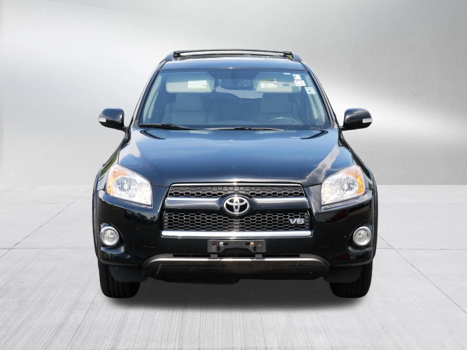 Used 2011 Black Toyota Ltd image 2