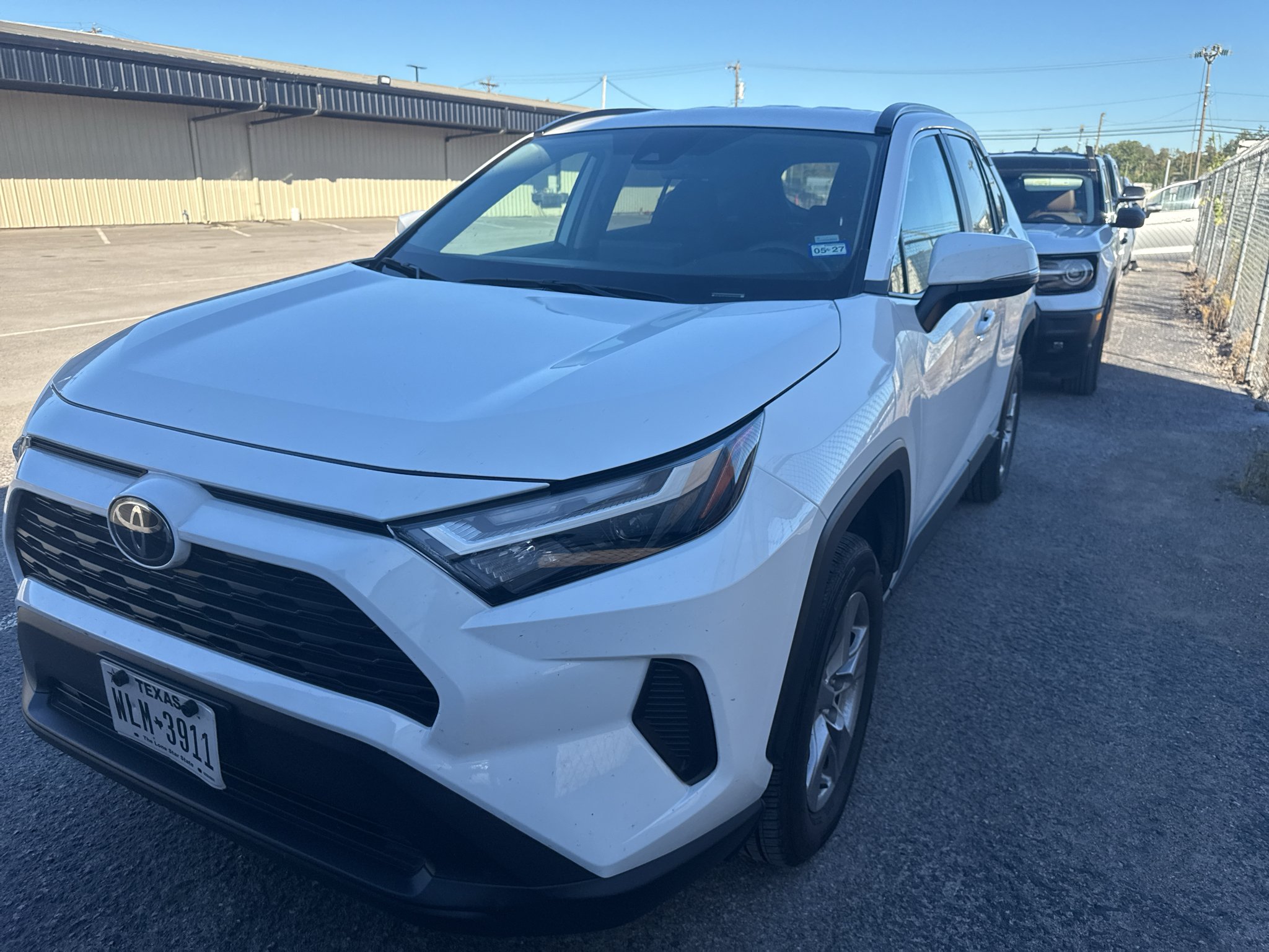 Used 2025 ICE CAP Toyota XLE image 4
