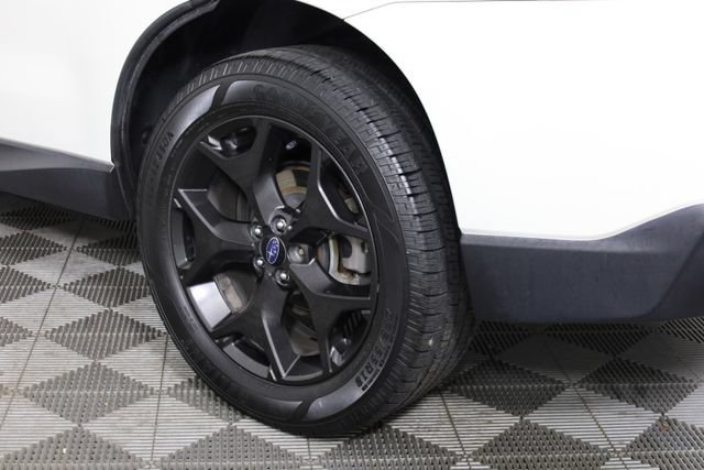Used 2018 Crystal White Pea Subaru Premium Black Edition w/EyeSight image 9