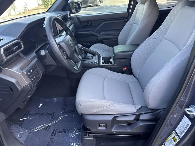 Used 2024  Toyota SR5 image 15