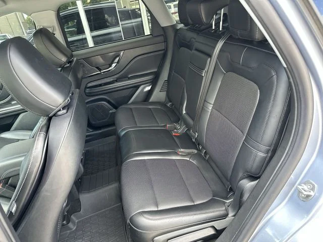 Used 2022 Blue Lincoln Standard image 21