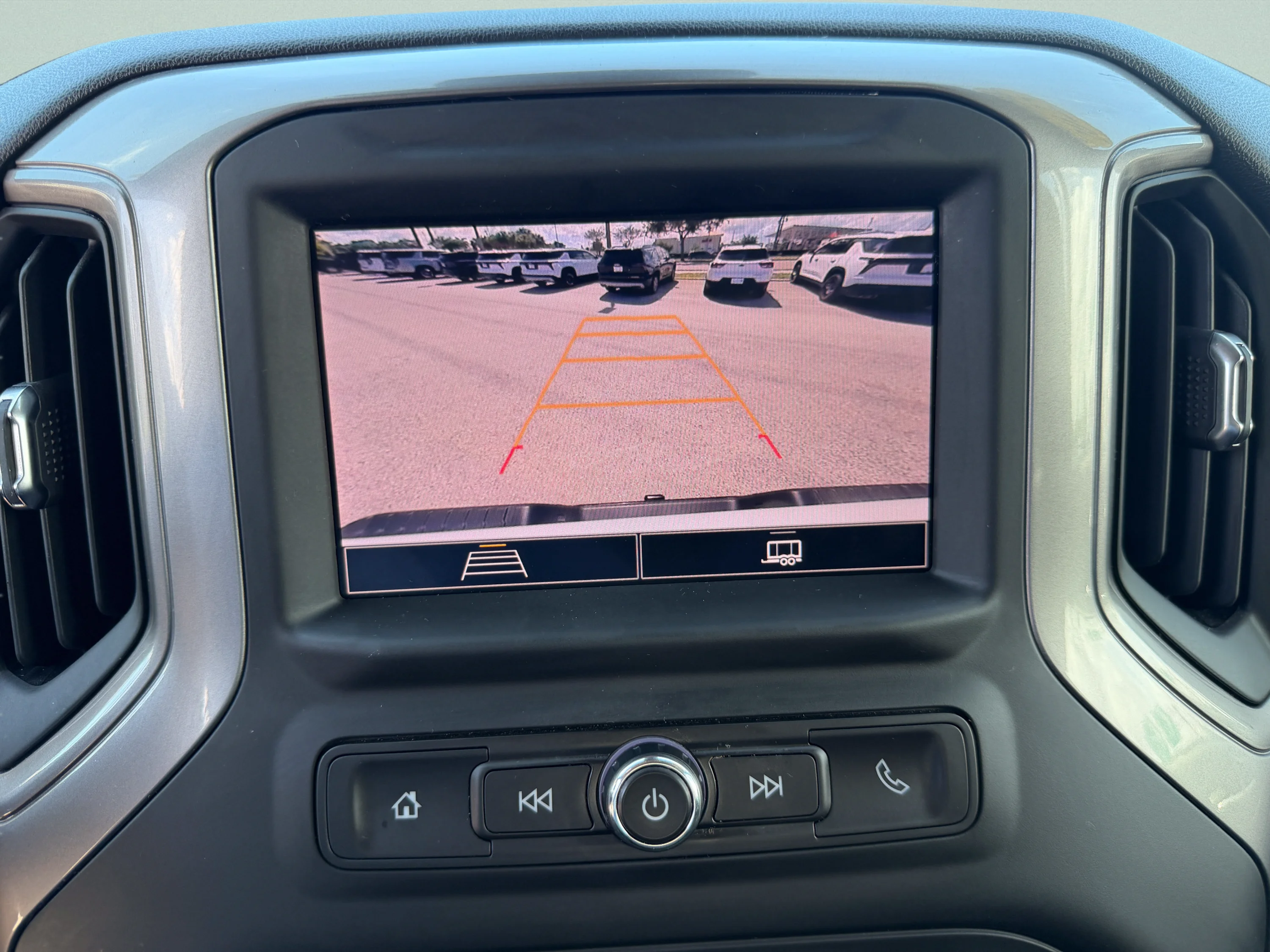 Used 2025 Summit White Chevrolet Custom image 27