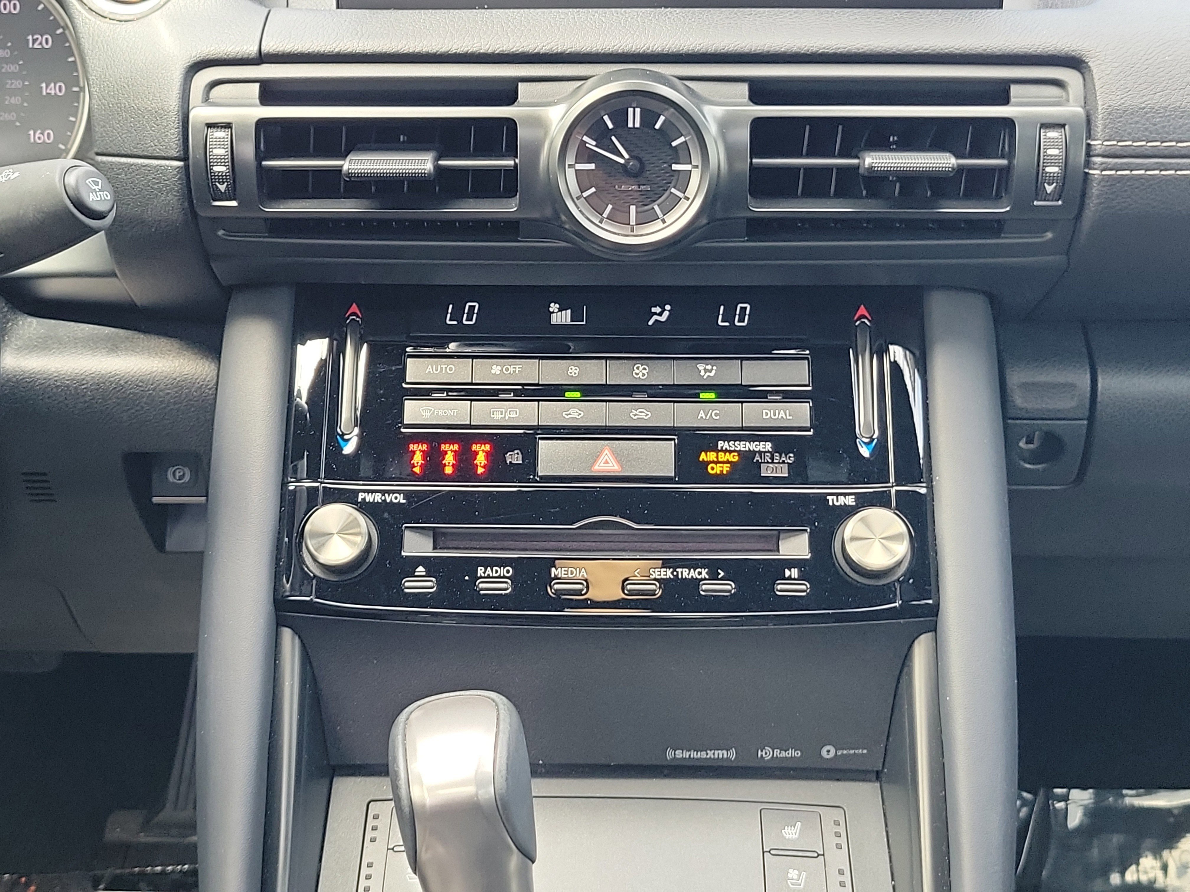 Used 2024 White Pearl Lexus 300 image 18