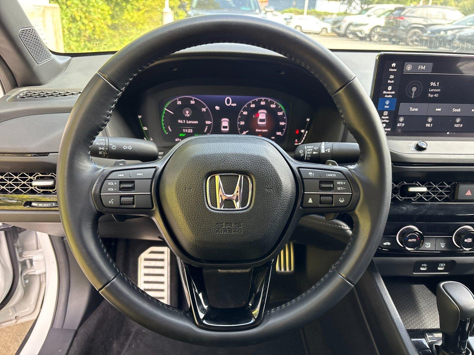 Used 2024 Platinum White Pearl Honda Sport image 17
