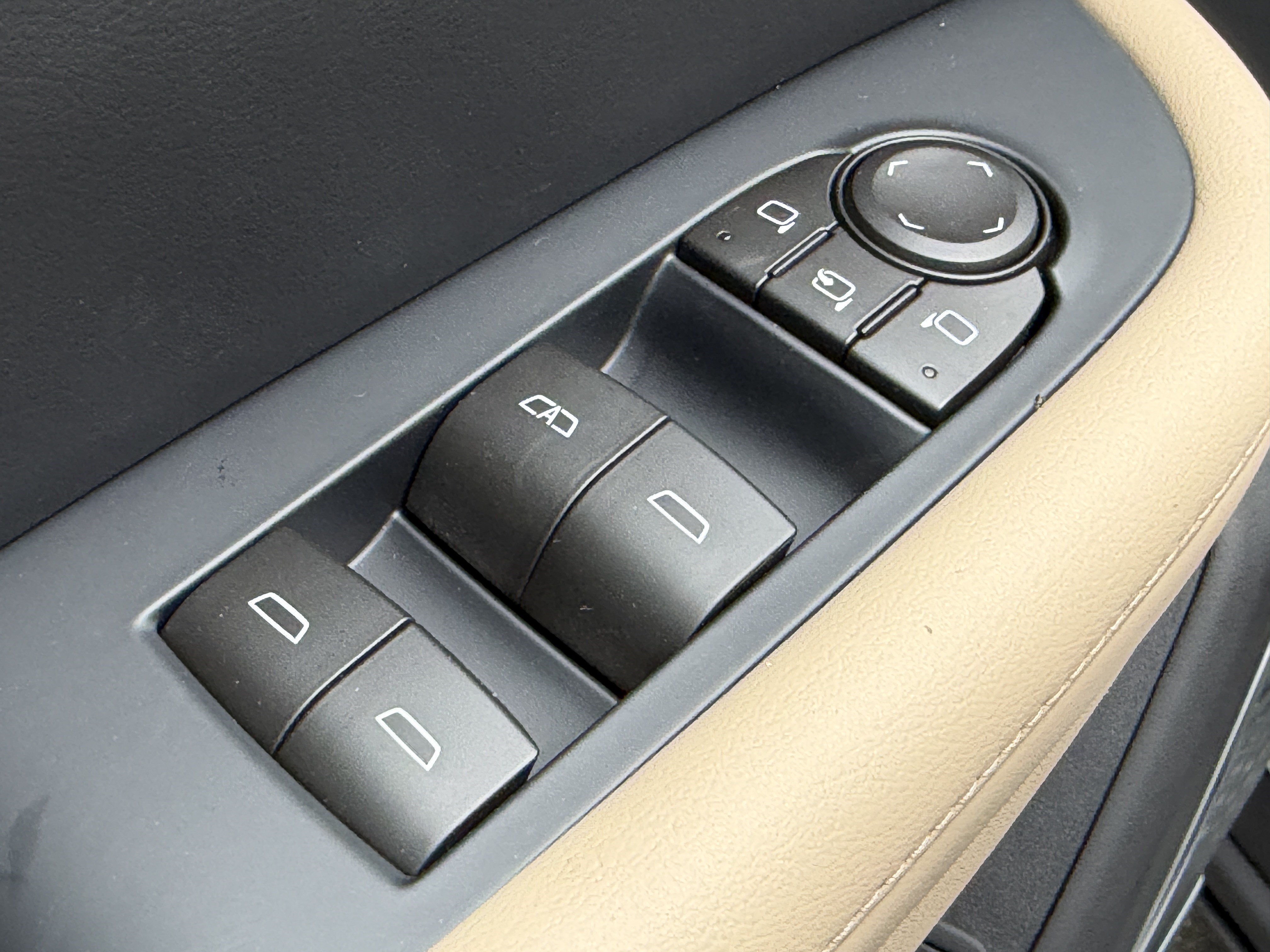 2026 Buick Enclave Preferred - Photo 14