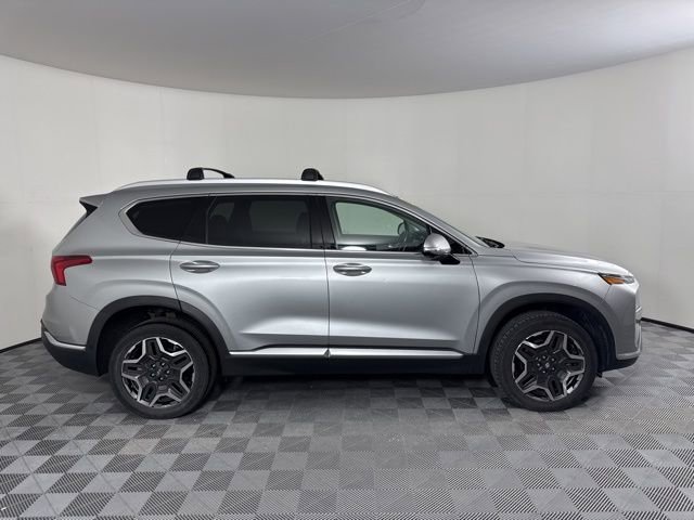 Used 2022  Hyundai Limited image 2
