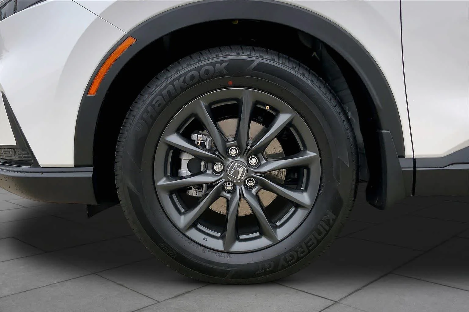 New 2026 Platinum White Pearl Honda EX-L image 13
