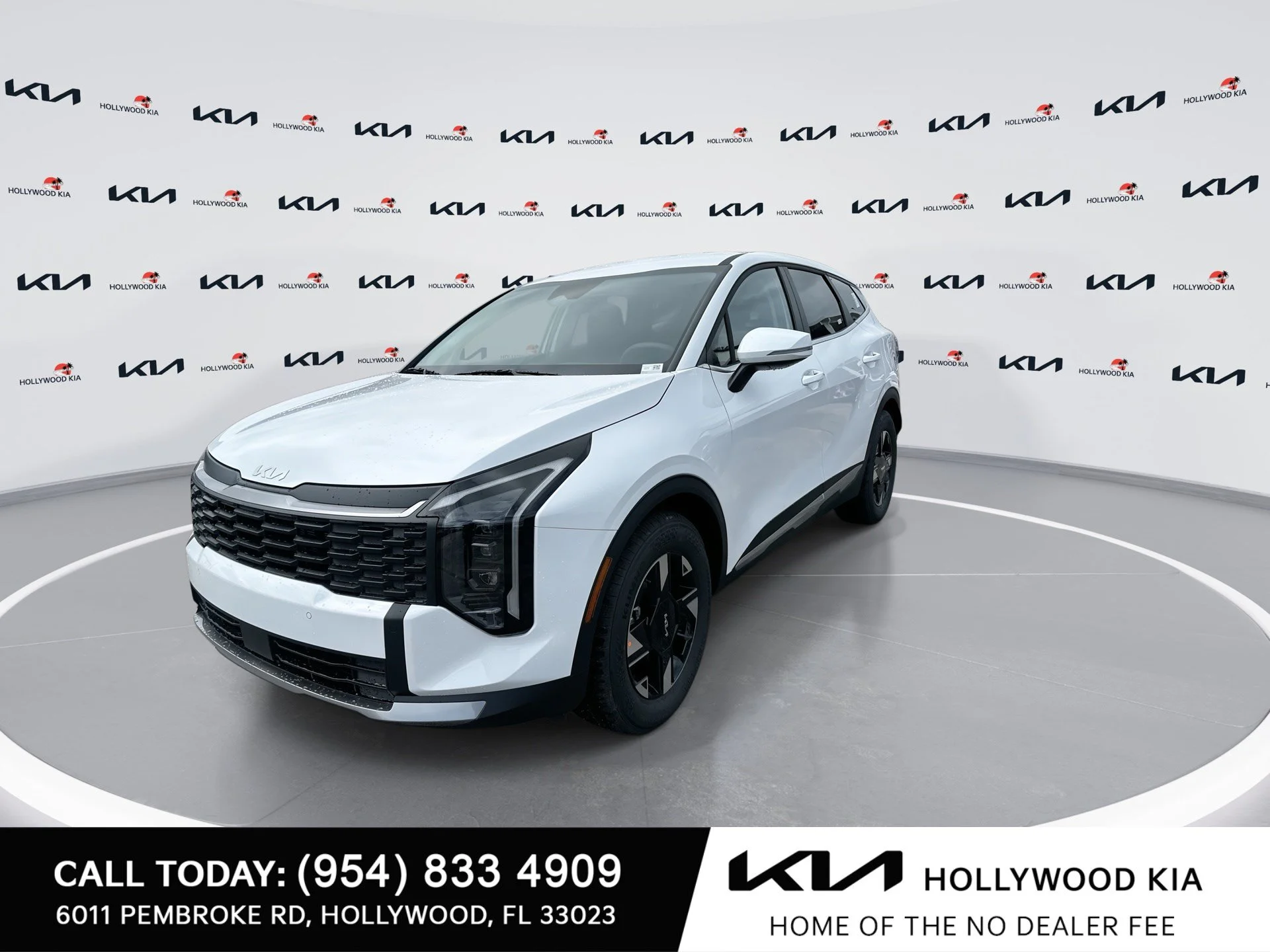 New 2026 Glacial White Pearl Kia LX image 4
