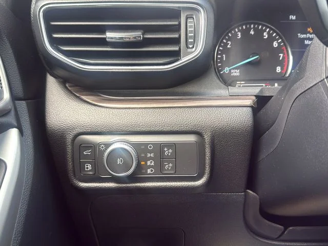 Used 2021 Gray Ford Limited image 22