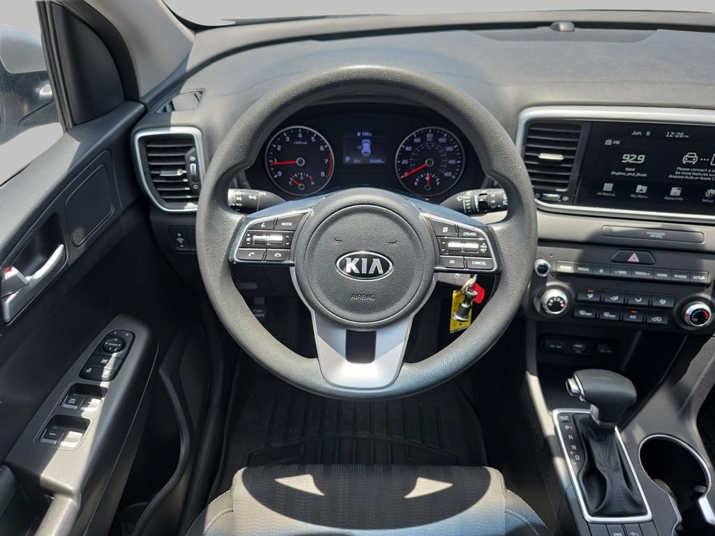 Used 2022 Sparkling Silver Kia LX image 14