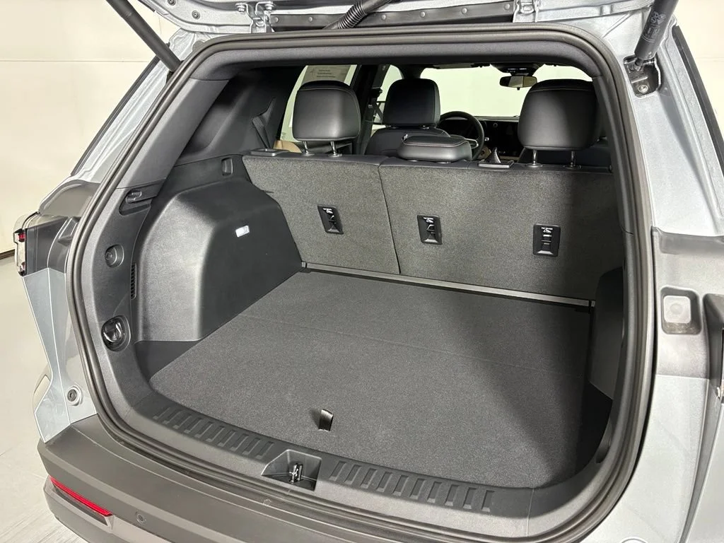 New 2026 Sterling Gray Metallic Chevrolet ACTIV image 23
