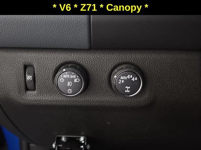 Used 2022 BRIGHT BLUE METALLIC Chevrolet 4WD Z71 image 23