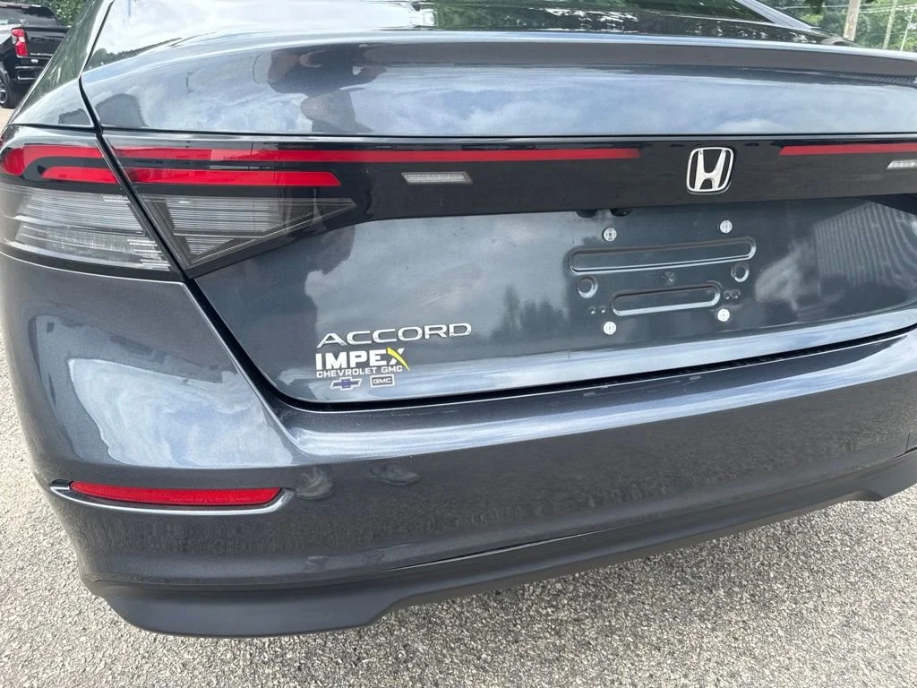 Used 2025 Gray Honda LX image 28
