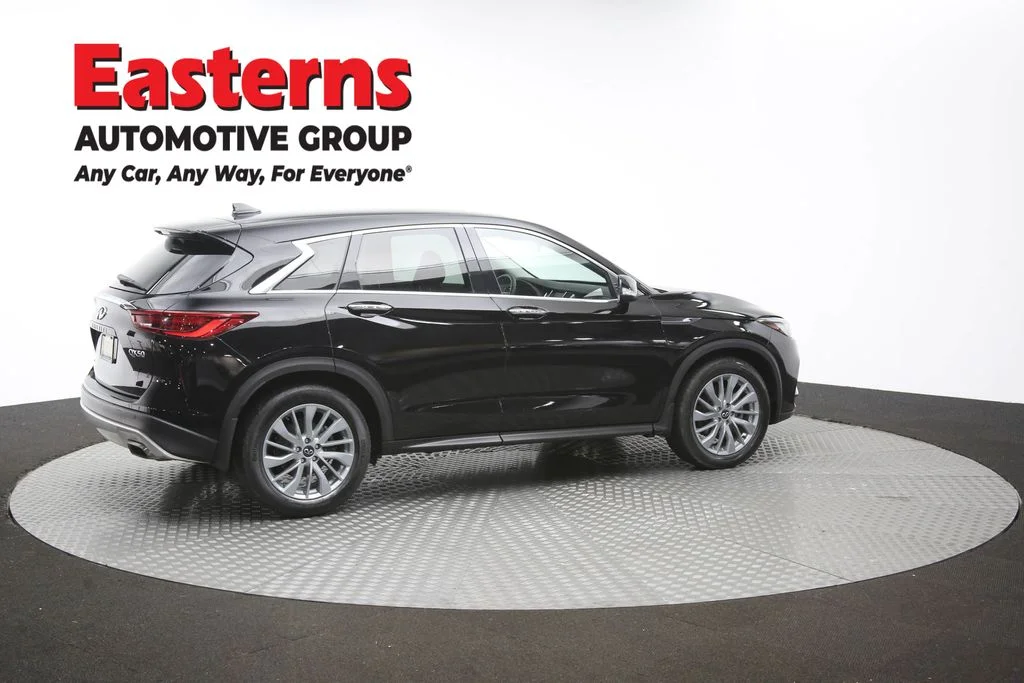 Used 2023 Black INFINITI PURE image 43