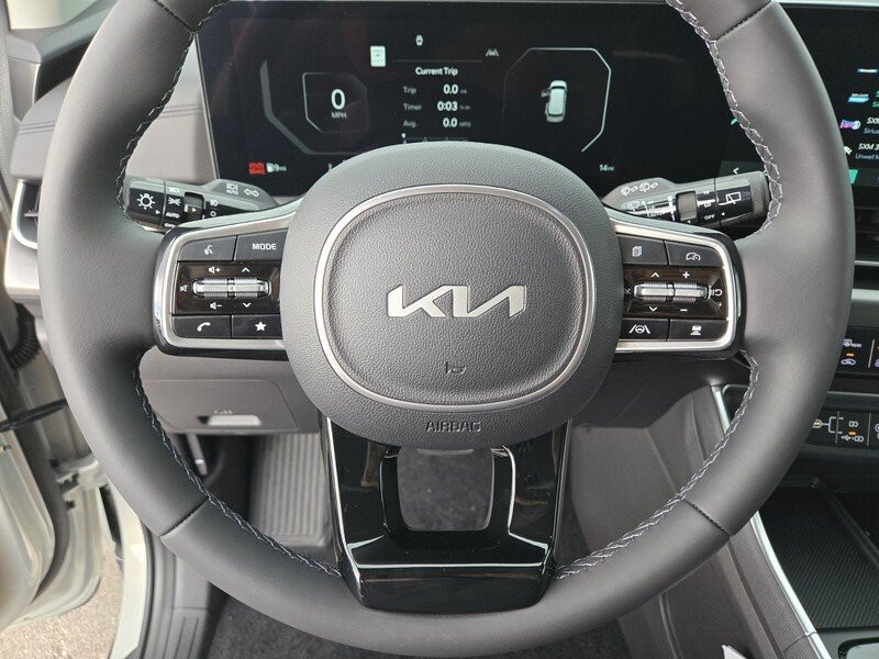 2026 Kia Carnival SX Prestige - Photo 12
