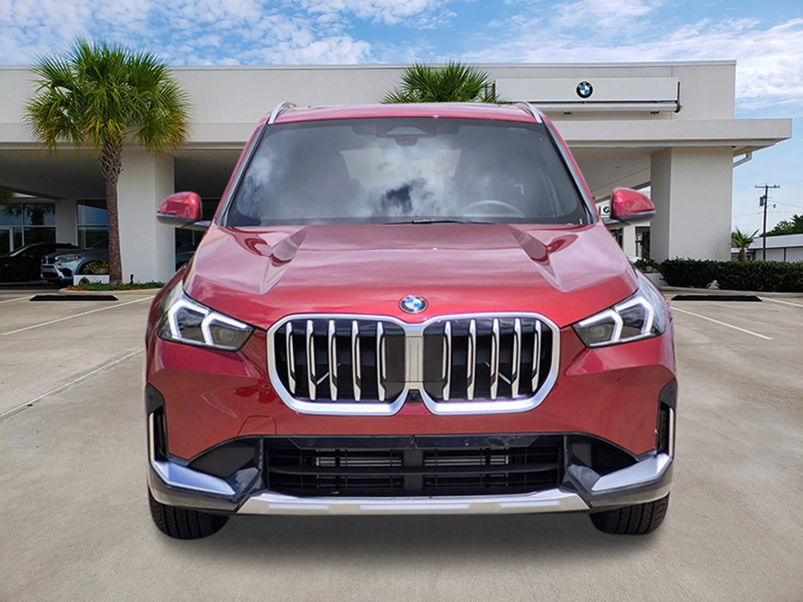New 2026 Vegas Red Metallic BMW xDrive28i image 2