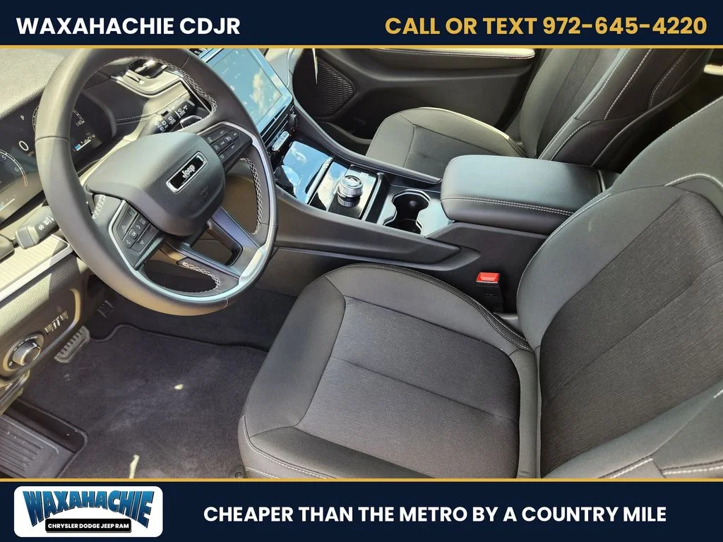 New 2026 Baltic Gray Metallic Clear-Coat Exterior Paint Jeep Laredo image 9