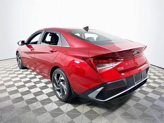 Certified Used 2024 Red Hyundai SEL image 5