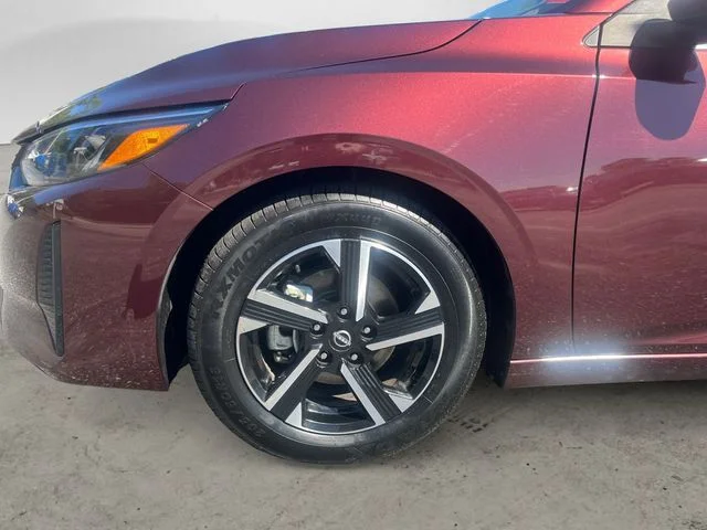 Used 2024 Rosewood Nissan SV image 14